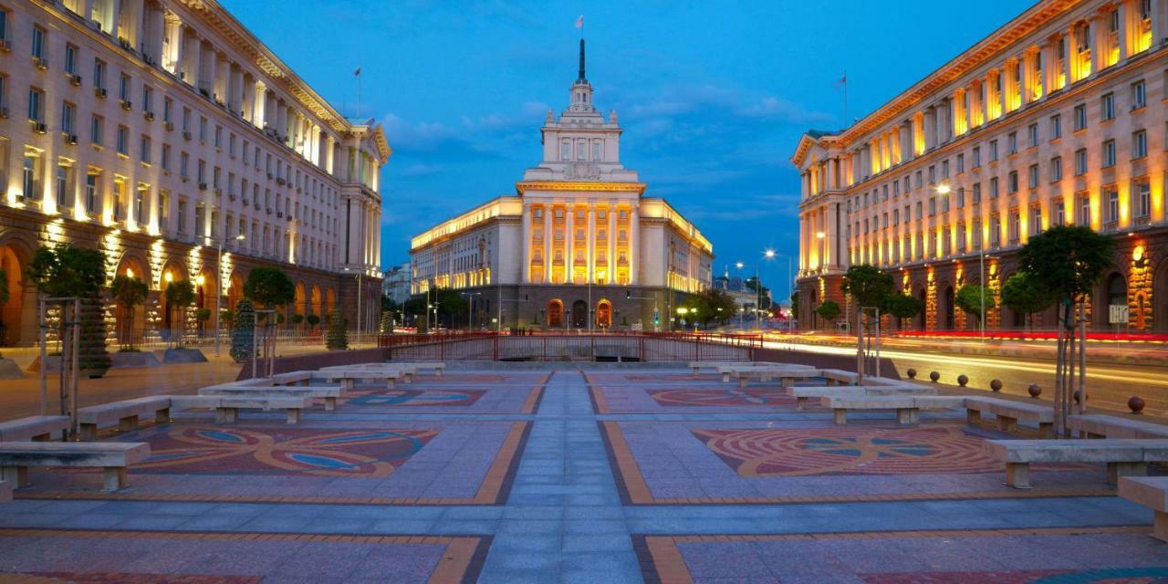 Parliament Sofia - Top Center Luxury Apartment Экстерьер фото